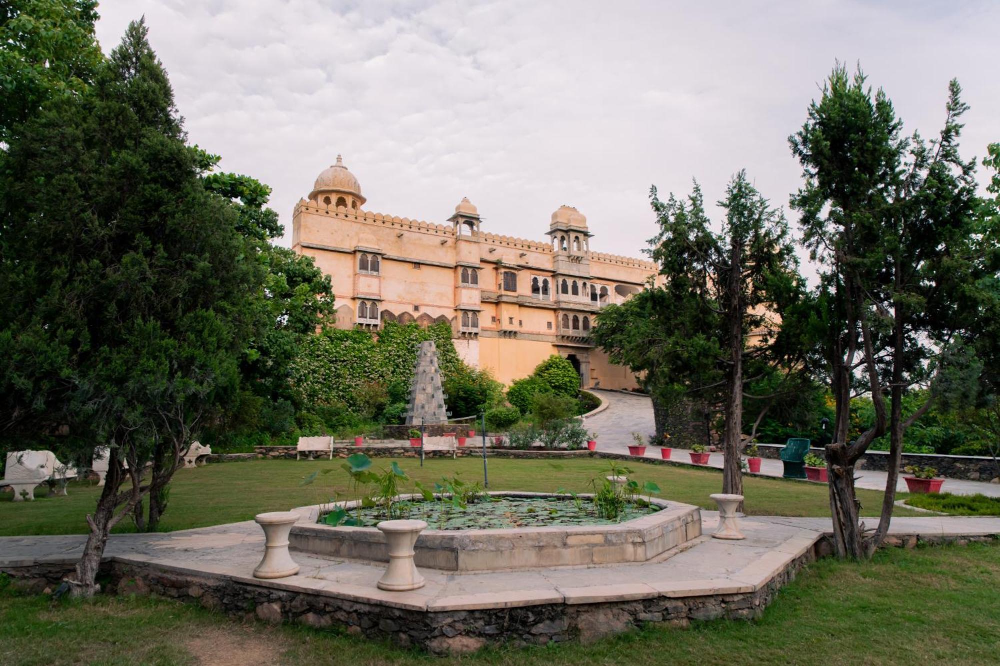 The Fern Bambora Fort, Bambora, Udaipur Eksteriør billede
