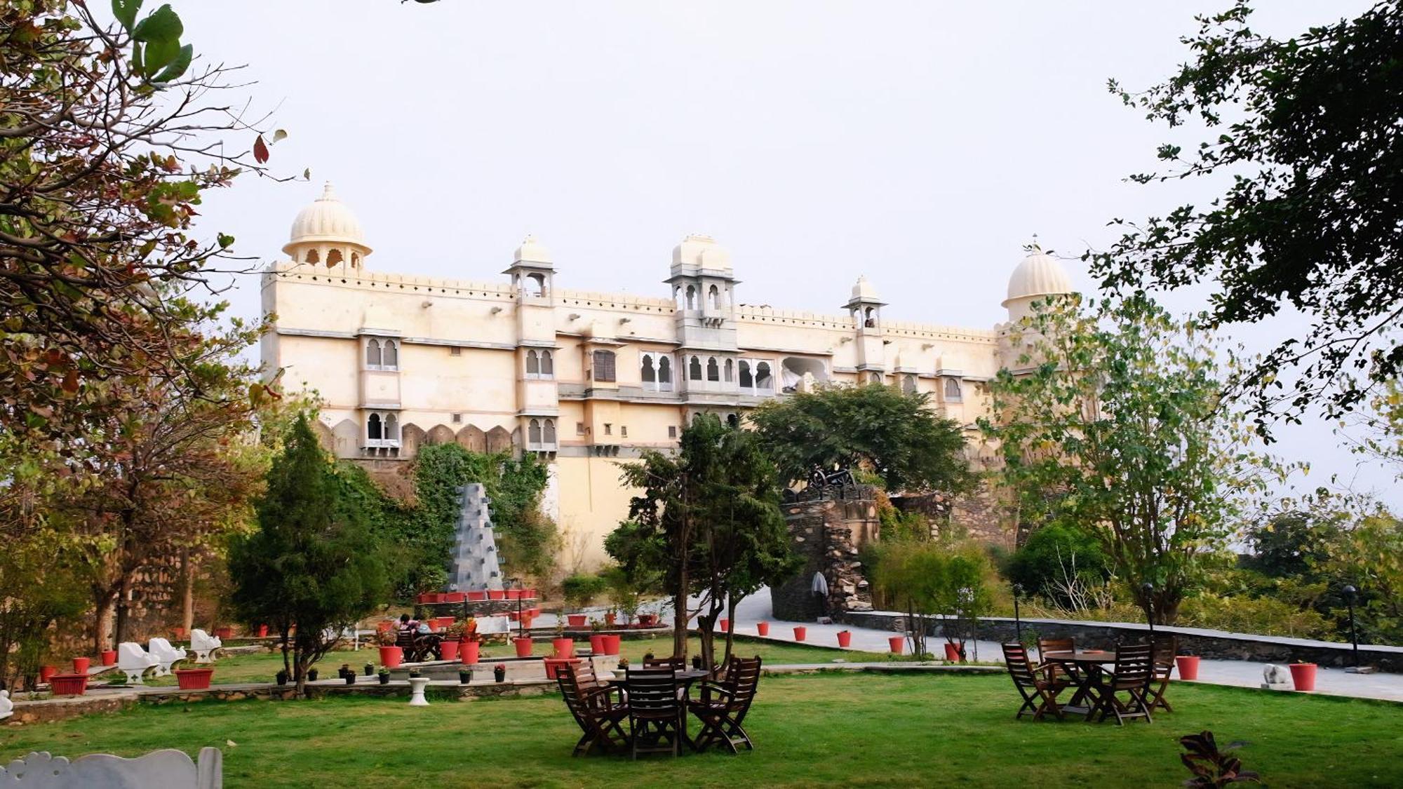The Fern Bambora Fort, Bambora, Udaipur Eksteriør billede