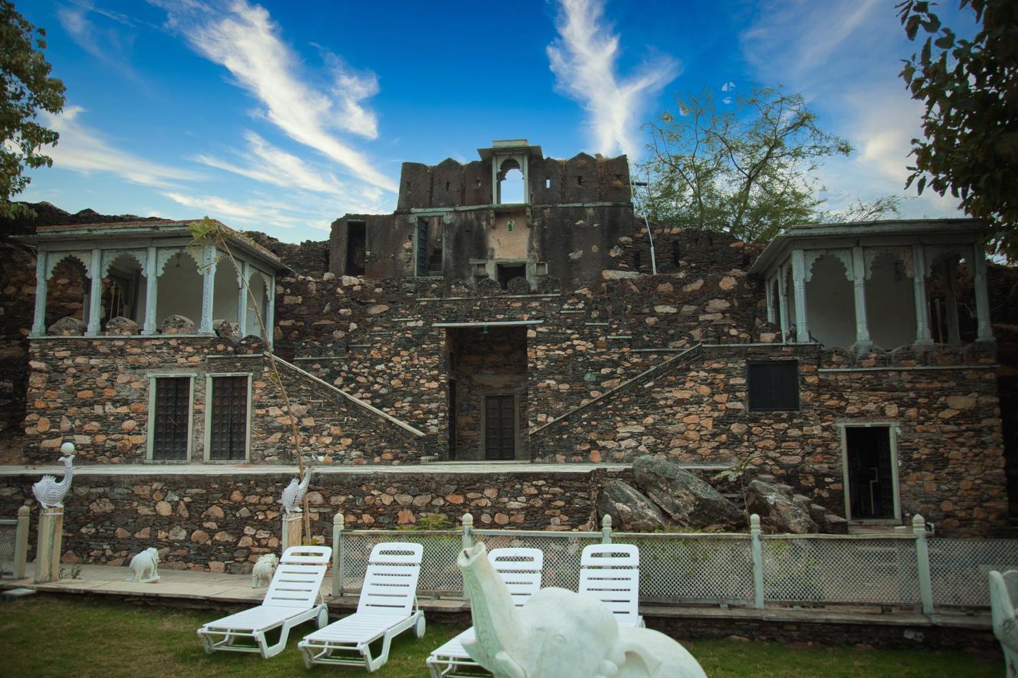 The Fern Bambora Fort, Bambora, Udaipur Eksteriør billede